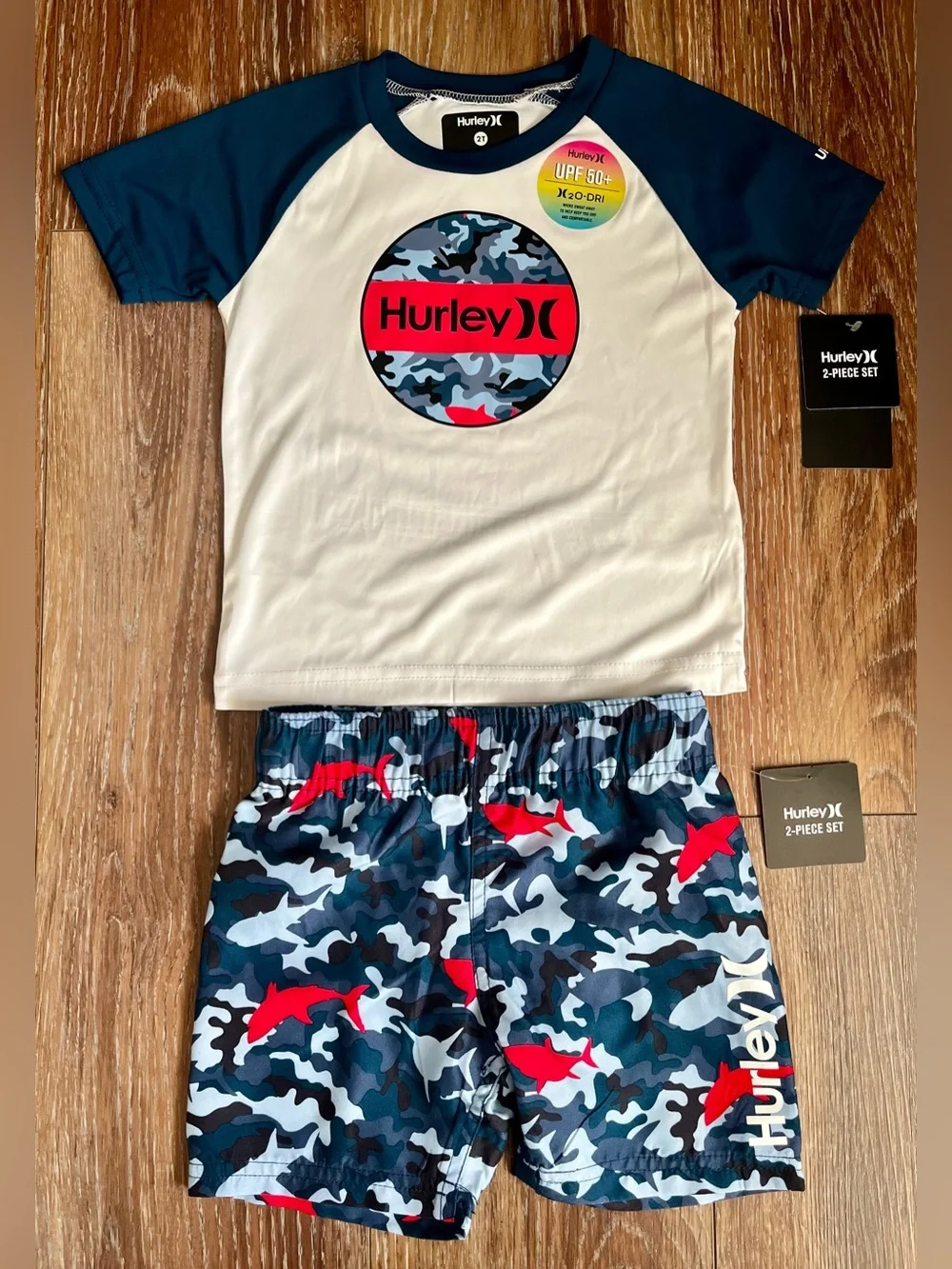 Hurley Boy’s Swim Trunk & UPF 50 Rashguard Set Size 2T